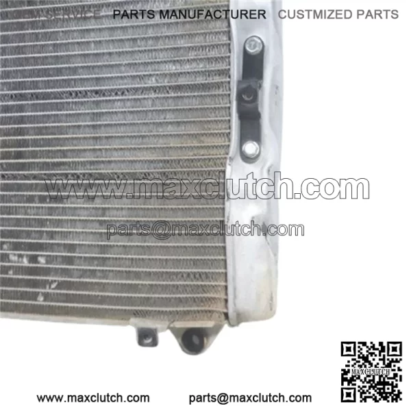 20 Kawasaki Teryx 4 800 Radiator DAMAGED 39061-0731 - Image 4
